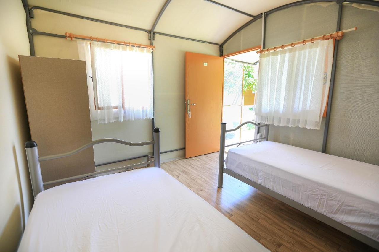 Merry Bungalow & Tent Çıralı エクステリア 写真