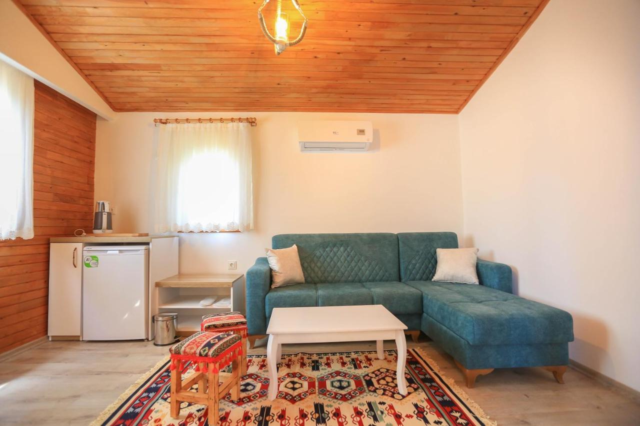 Merry Bungalow & Tent Çıralı エクステリア 写真